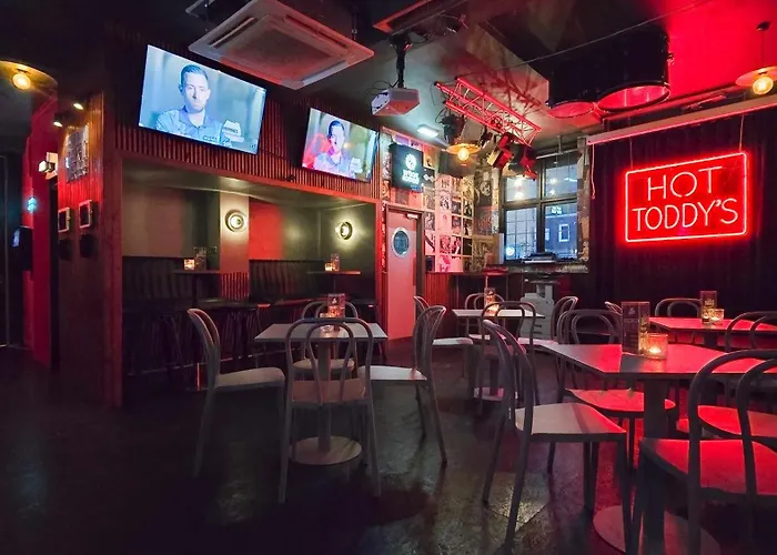 Urban Nomad - Camden Town Hostel London